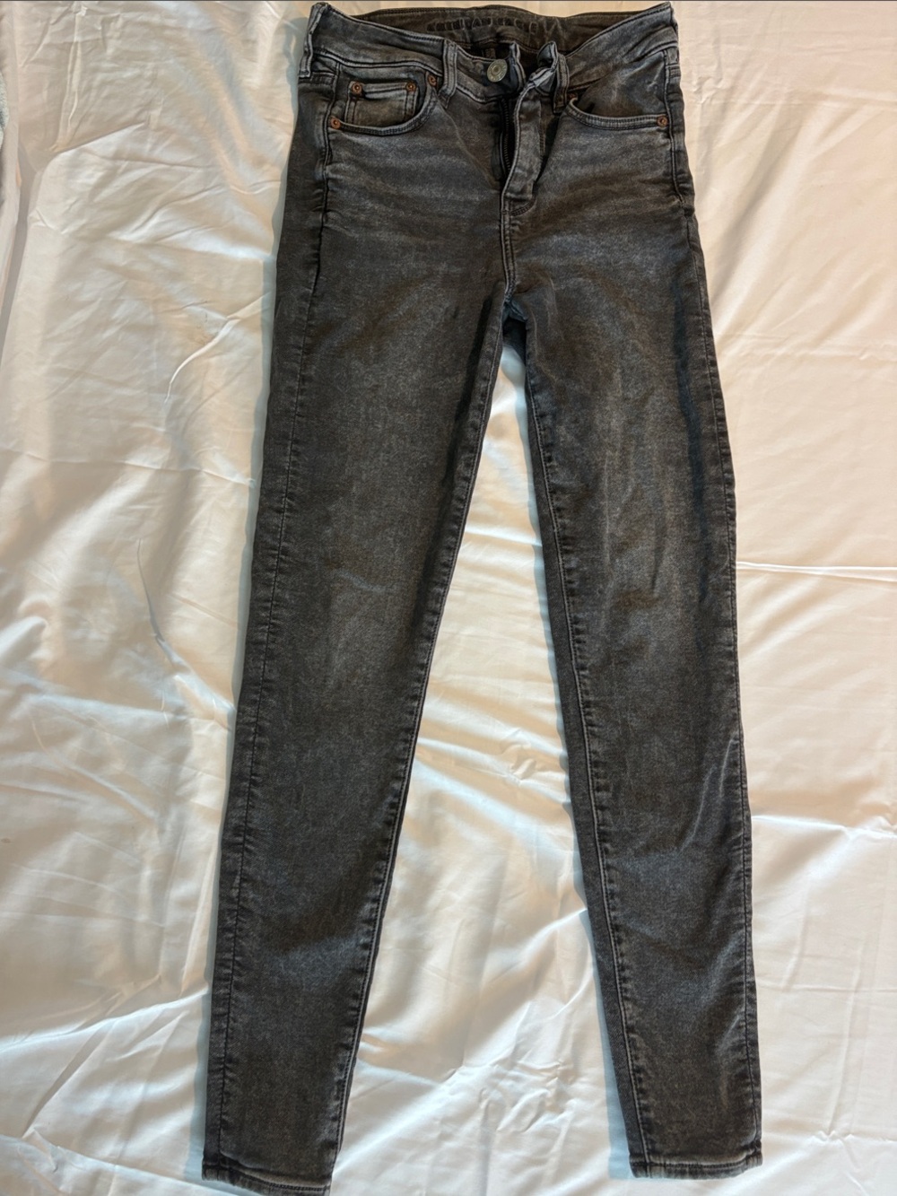 Women’s Gray Skinny Jegging Jeans - Classic Slim Fit